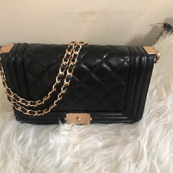 Black Crossbody/Shoulder Bag - Picture 2 of 4
